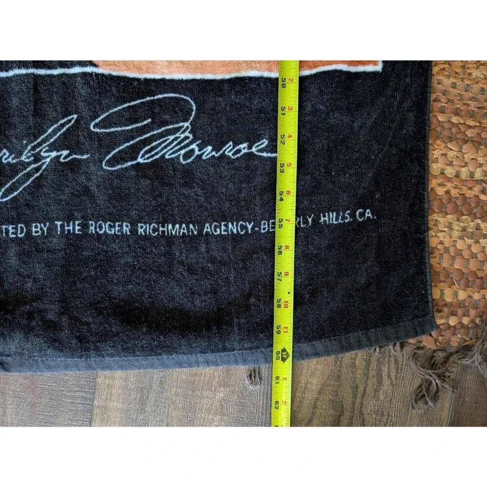 Marilyn Monroe 1988 Beach Towel Jay Franco 100% Cotton Vintage 30x60 Black